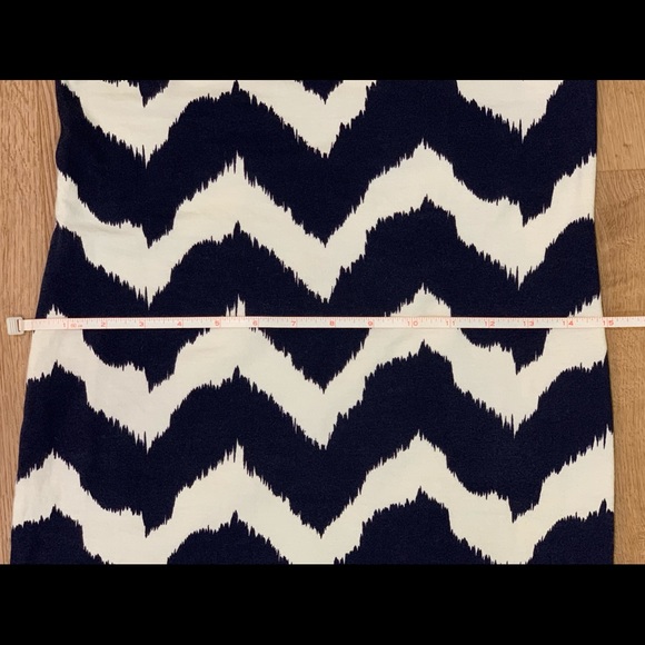 Fitted Tie Dye Pattern Dress - Picture 4 of 7